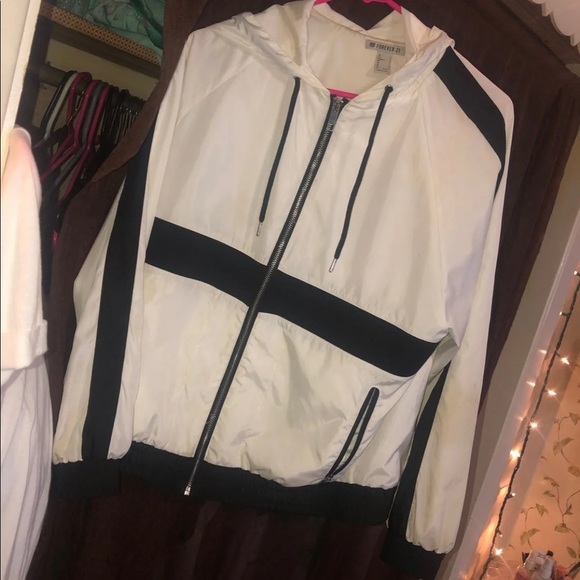 Forever 21 Windbreaker - Picture 1 of 1